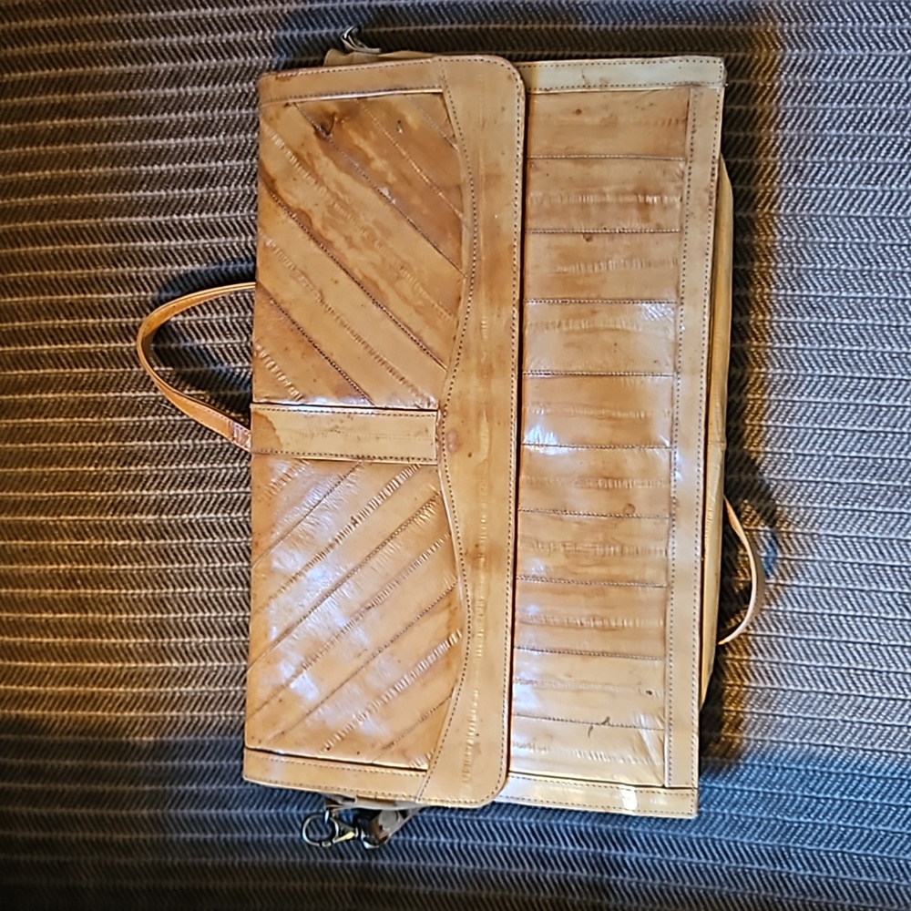 Genuine Eel Skin Envelope Shoulder Bag